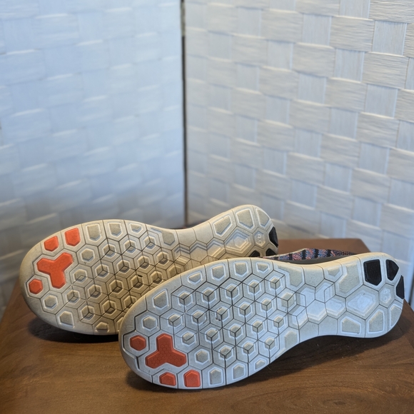 Nike womens Running Shoes free Flyknit 4.0 size 9.5 Excellent Used Cond. - Picture 5 of 9